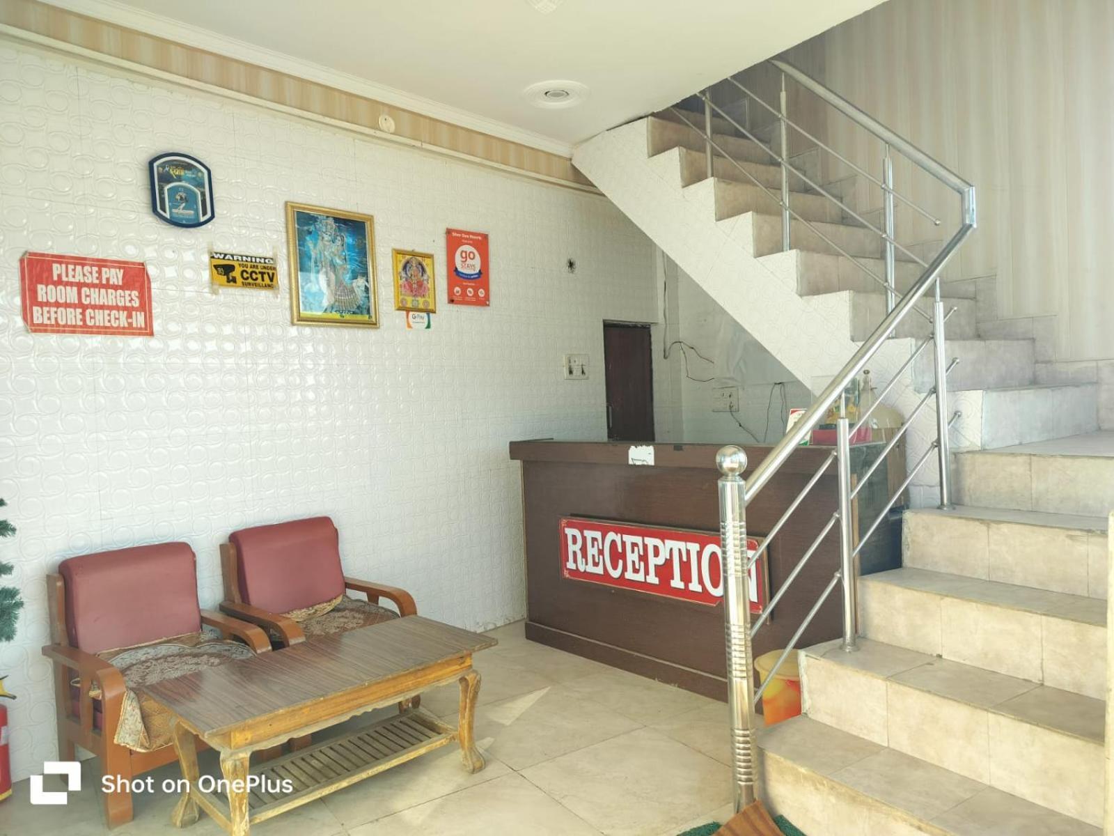 Silver Dew Resorts And Restaurant Dhanaulti Exterior foto